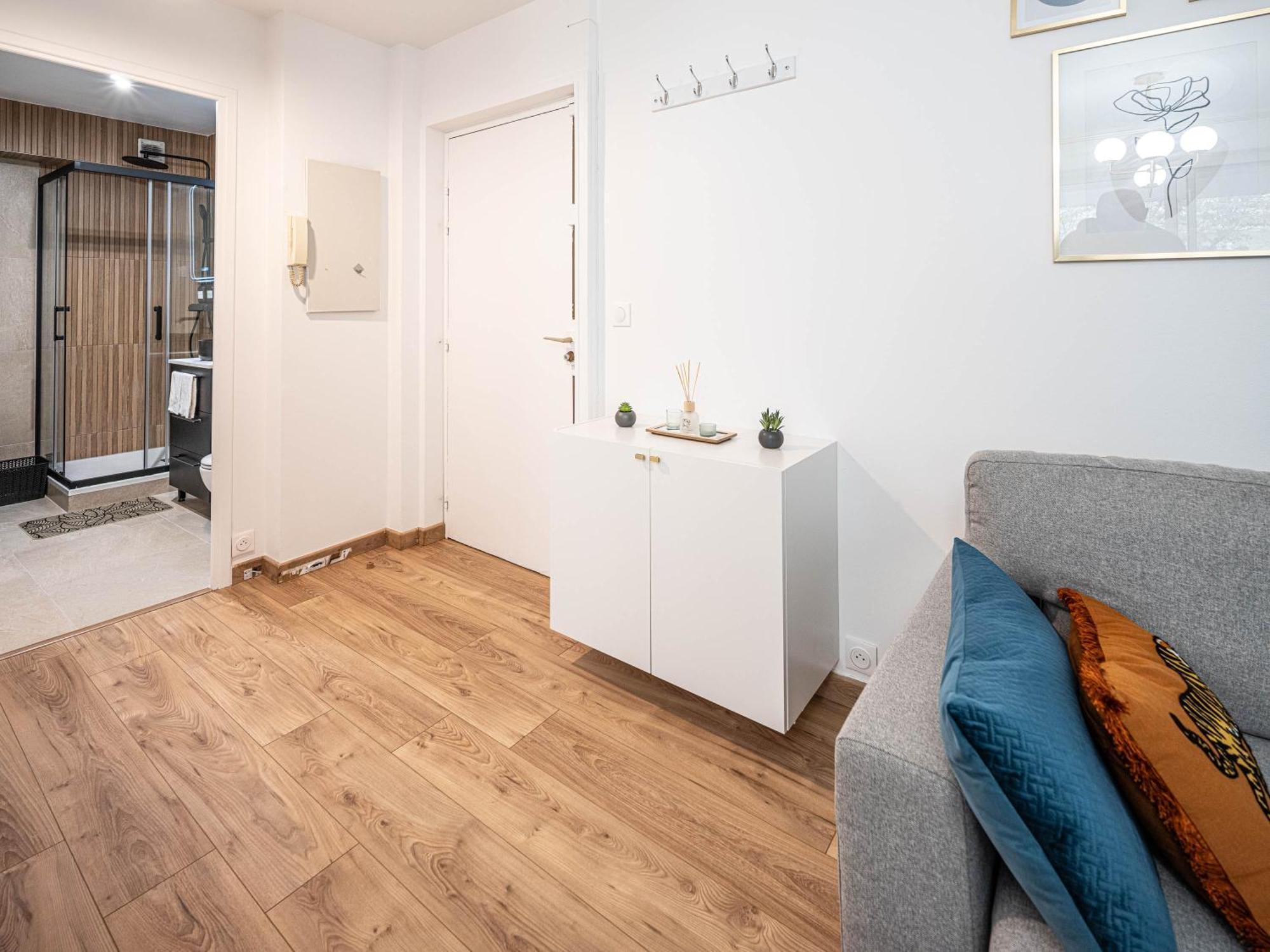 Appartement Cocooning En Centre-Ville - Residence Le Colisee Ermont Buitenkant foto